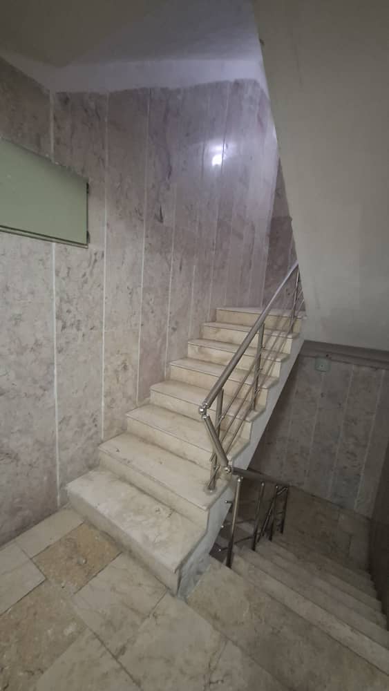 شهرک صدف خیابان با هنر ساختمان بنیس